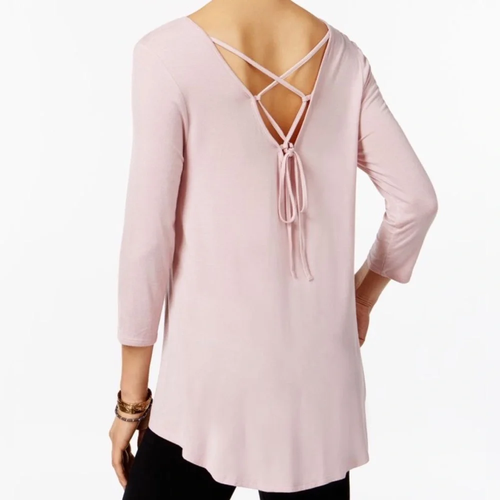 ๐ฅ CLEARANCE Lace Up Back 3/4 Sleeve Drapey High Low Top Blush - Picture 1 of 4